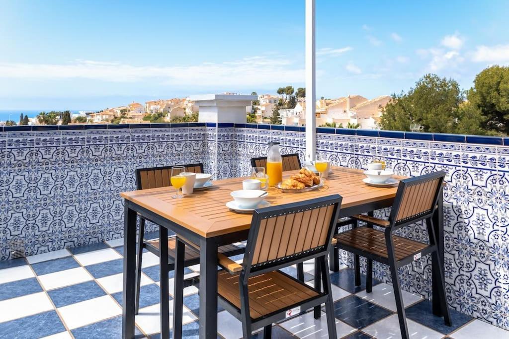 Oasis 16 * Nerja